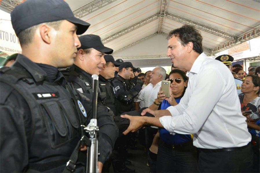 O terceiro município acima de 50 mil habitantes a receber uma base fixa do Batalhão de Policiamento de Rondas e Ações Intensivas (BPRaio) será Maranguape, na Região Metropolitana de Fortaleza. O governador Camilo Santana (PT) participa da solenidade de apresentação neste sábado (18). Serão 37 policiais, 16 motos e uma viatura (Foto: Rodrigo Rocha) O terceiro município acima de 50 mil habitantes a receber uma base fixa do Batalhão de Policiamento de Rondas e Ações Intensivas (BPRaio) será Maranguape, na Região Metropolitana de Fortaleza. O governador Camilo Santana (PT) participa da solenidade de apresentação neste sábado (18). Serão 37 policiais, 16 motos e uma viatura