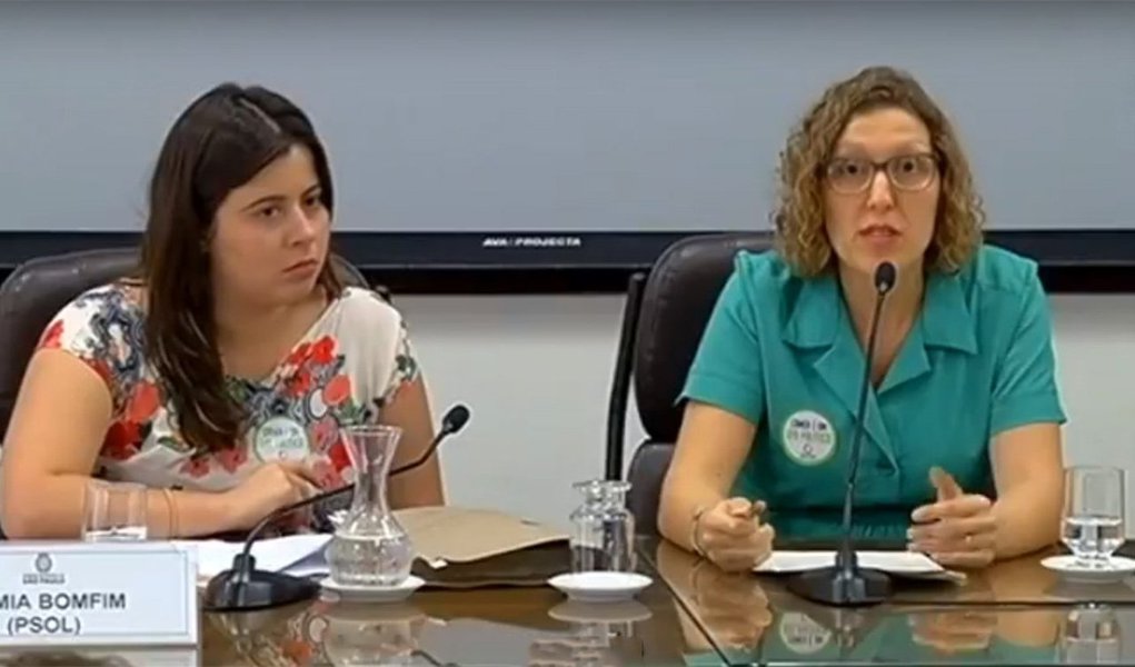 Mais um debate para esclarecer a composição e os interesses por trás da proposta do prefeito de São Paulo, João Doria (PSDB), de distribuir uma espécie de "ração humana" – chamada Farinata – à população de baixa renda acabou frustrada na tarde desta quinta-feira (26); a base do prefeito na Câmara Municipal não deu quórum a uma reunião para discutir o tema com especialistas em nutrição; "Há uma série de perguntas que vão continuar sem resposta", disse a vereadora Sâmia Bonfim (Psol), membro da comissão (Foto: Charles Nisz) Mais um debate para esclarecer a composição e os interesses por trás da proposta do prefeito de São Paulo, João Doria (PSDB), de distribuir uma espécie de "ração humana" – chamada Farinata – à população de baixa renda acabou frustrada na tarde desta quinta-feira (26); a base do prefeito na Câmara Municipal não deu quórum a uma reunião para discutir o tema com especialistas em nutrição; "Há uma série de perguntas que vão continuar sem resposta", disse a vereadora Sâmia Bonfim (Psol), membro da comissão