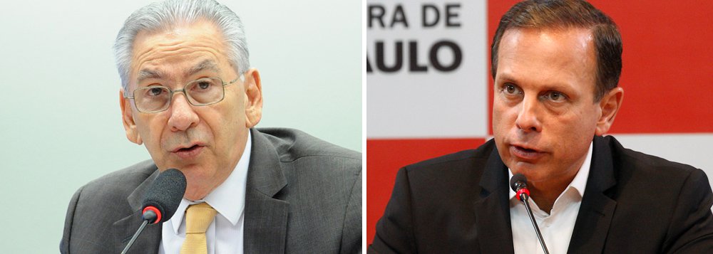Ala do PSDB ligada ao governador de São Paulo, Geraldo Alckmin, criticou o prefeito da capital paulista, João Doria, que defendeu que as pesquisas de intenção de voto sejam um dos critérios para que a legenda escolha o seu candidato à Presidência da República nas eleições de 2018; "O PSDB não tem nenhuma previsão de estabelecer as pesquisas como critério de escolha de candidato", disse o secretário-geral do PSDB, deputado Silvio Torres (SP); vice-presidente do PSDB, Alberto Goldman também criticou a postura de Doria (Foto: Paulo Emílio) Ala do PSDB ligada ao governador de São Paulo, Geraldo Alckmin, criticou o prefeito da capital paulista, João Doria, que defendeu que as pesquisas de intenção de voto sejam um dos critérios para que a legenda escolha o seu candidato à Presidência da República nas eleições de 2018; "O PSDB não tem nenhuma previsão de estabelecer as pesquisas como critério de escolha de candidato", disse o secretário-geral do PSDB, deputado Silvio Torres (SP); vice-presidente do PSDB, Alberto Goldman também criticou a postura de Doria