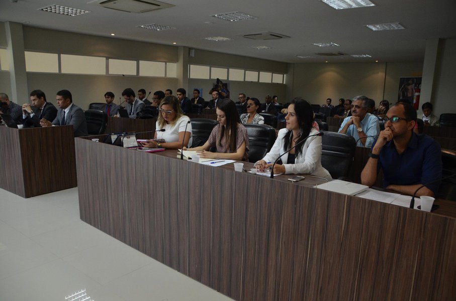 Em busca do debate sobre os inúmeros abusos contra os direitos sociais contidos na PEC da Reforma da Previdência, a OAB Alagoas programou para o próximo dia 17 um grande ato no Centro de Maceió; entidade segue proposta da OAB nacional para unir a instituição a representantes dos trabalhadores de diversos segmentos, além da sociedade civil, contra o texto proposto pelo presidente Michel Temer; Fetag, CUT, Sinteal, Sindprev, CNTSS, CNTE, Nova Central, Sindicato dos Correios e o Sindicato da Construção Civil devem participar do evento (Foto: Voney Malta) Em busca do debate sobre os inúmeros abusos contra os direitos sociais contidos na PEC da Reforma da Previdência, a OAB Alagoas programou para o próximo dia 17 um grande ato no Centro de Maceió; entidade segue proposta da OAB nacional para unir a instituição a representantes dos trabalhadores de diversos segmentos, além da sociedade civil, contra o texto proposto pelo presidente Michel Temer; Fetag, CUT, Sinteal, Sindprev, CNTSS, CNTE, Nova Central, Sindicato dos Correios e o Sindicato da Construção Civil devem participar do evento