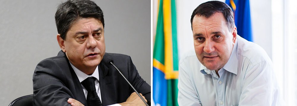 "Este é o preço a pagar pelo suposto combate à corrupção?", questiona o deputado federal, que indaga ainda "até quando o estado de exceção vai produzir esse tipo de vítima", depois do suicídio do reitor da Universidade Federal de Santa Catarina (UFSC), Luiz Carlos Cancellier; Damous condena o que chama de "linchamento moral público" e afirma que "o que se faz, na verdade, é tentar passar a impressão ao povo de que se está combatendo a corrupção e transformar em réu previamente quem pode não ser, quem pode ser inocente"; assista (Foto: Gisele Federicce) "Este é o preço a pagar pelo suposto combate à corrupção?", questiona o deputado federal, que indaga ainda "até quando o estado de exceção vai produzir esse tipo de vítima", depois do suicídio do reitor da Universidade Federal de Santa Catarina (UFSC), Luiz Carlos Cancellier; Damous condena o que chama de "linchamento moral público" e afirma que "o que se faz, na verdade, é tentar passar a impressão ao povo de que se está combatendo a corrupção e transformar em réu previamente quem pode não ser, quem pode ser inocente"; assista