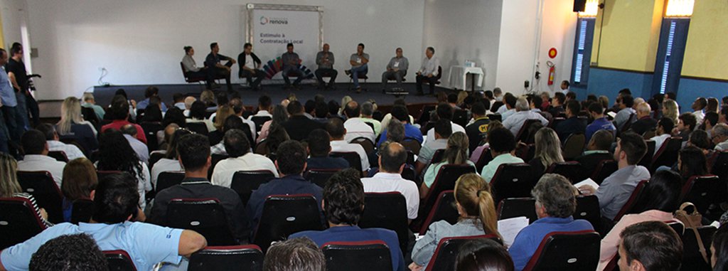 Equipes do BDMG estarão em Governador Valadares (22) e Aimorés (23) para ouvir as comunidades e oferecer linhas de crédito (capital de giro) para micro e pequenas empresas; o banco está percorrendo as cidades atingidas pela barragem de Fundão na tragédia de novembro de 2015. O trabalho de reconstrução deve movimentar R$ 4,6 bilhões em Minas Gerais até 2020 (Foto: Leonardo Lucena) Equipes do BDMG estarão em Governador Valadares (22) e Aimorés (23) para ouvir as comunidades e oferecer linhas de crédito (capital de giro) para micro e pequenas empresas; o banco está percorrendo as cidades atingidas pela barragem de Fundão na tragédia de novembro de 2015. O trabalho de reconstrução deve movimentar R$ 4,6 bilhões em Minas Gerais até 2020