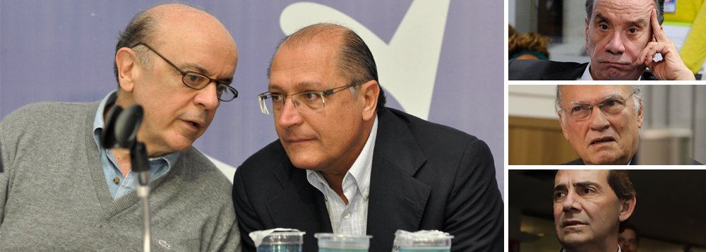 Ao menos 13 políticos próximos ao governador de São Paulo, Geraldo Alckmin (PSDB), e ao senador José Serra (PSDB) receberam mais de R$ 2 milhões em caixa dois na eleição de 2010, segundo delatores; em praticamente todos os casos, os políticos foram escolhidos em função de uma possível ajuda que poderiam dar em relação a interesses da empreiteira ou para estreitar laços com Serra e Alckmin; entre os beneficiários do esquema estão o senador Aloysio Nunes Ferreira, ministro de Relações Exteriores, Roberto Freire (PPS), aliado a Serra, e Edson Aparecido (PSDB) e José Aníbal (PSDB), aliados a Alckmin; confira lista
(Foto: Aquiles Lins) Ao menos 13 políticos próximos ao governador de São Paulo, Geraldo Alckmin (PSDB), e ao senador José Serra (PSDB) receberam mais de R$ 2 milhões em caixa dois na eleição de 2010, segundo delatores; em praticamente todos os casos, os políticos foram escolhidos em função de uma possível ajuda que poderiam dar em relação a interesses da empreiteira ou para estreitar laços com Serra e Alckmin; entre os beneficiários do esquema estão o senador Aloysio Nunes Ferreira, ministro de Relações Exteriores, Roberto Freire (PPS), aliado a Serra, e Edson Aparecido (PSDB) e José Aníbal (PSDB), aliados a Alckmin; confira lista
