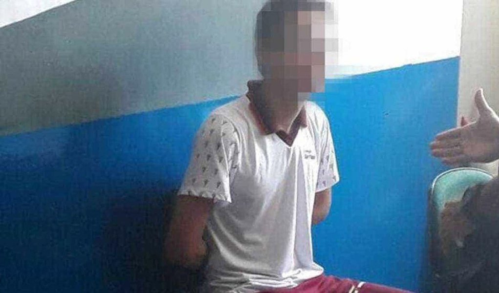 O adolescente de 14 anos que disparou em plena aula nos colegas de classe no colégio Goyases, em Goiânia, matando dois e deixando quatro feridos, usava um perfil no Skype com o codinome Adolf e tentava convencer os amigos da mesma idade que o nazismo havia sido positivo para a humanidade (Foto: Aquiles Lins) O adolescente de 14 anos que disparou em plena aula nos colegas de classe no colégio Goyases, em Goiânia, matando dois e deixando quatro feridos, usava um perfil no Skype com o codinome Adolf e tentava convencer os amigos da mesma idade que o nazismo havia sido positivo para a humanidade