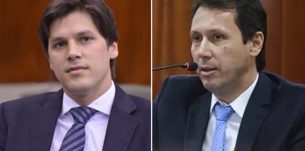 Deputado federal Daniel Vilela e presidente da Câmara despontaram como sopro de renovação no PMDB goiano, mas vivem péssima fase e são contestados por aliados e colegas de partido; na presidência do partido, Daniel vem sendo criticado pela falta de atividades do PMDB para as eleições de 2018; além disso, o deputado foi delatado por executivos da Odebrecht; Andrey Azeredo é vereador de primeiro mandato e já virou presidente da Câmara, porém faz uma gestão apagada e submissa ao Executivo (Foto: José Barbacena) Deputado federal Daniel Vilela e presidente da Câmara despontaram como sopro de renovação no PMDB goiano, mas vivem péssima fase e são contestados por aliados e colegas de partido; na presidência do partido, Daniel vem sendo criticado pela falta de atividades do PMDB para as eleições de 2018; além disso, o deputado foi delatado por executivos da Odebrecht; Andrey Azeredo é vereador de primeiro mandato e já virou presidente da Câmara, porém faz uma gestão apagada e submissa ao Executivo