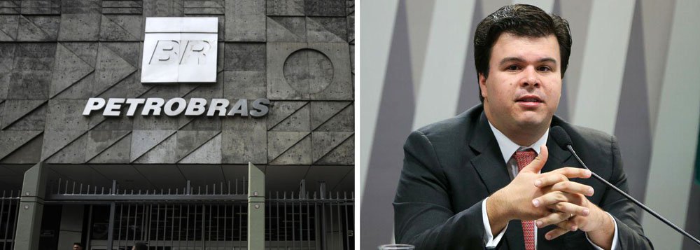CVM precisa investigar quem lucrou com a declaração do ministro de Minas e Energia, Fernando Coelho, que em entrevista ao programa Roda Viva, na noite desta segunda-feira 2, falou em privatização da estatal; nesta manhã, porém, ele já recuou e disse que o assunto está "fora de cogitação"; nesse meio tempo, as ações da petroleira tiveram ganhos de mais de 2% na Bovespa (Foto: Gisele Federicce) CVM precisa investigar quem lucrou com a declaração do ministro de Minas e Energia, Fernando Coelho, que em entrevista ao programa Roda Viva, na noite desta segunda-feira 2, falou em privatização da estatal; nesta manhã, porém, ele já recuou e disse que o assunto está "fora de cogitação"; nesse meio tempo, as ações da petroleira tiveram ganhos de mais de 2% na Bovespa