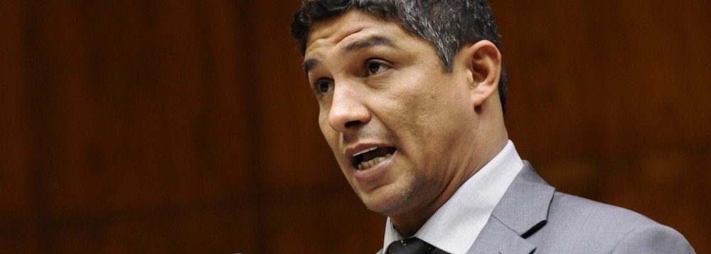 Os Desembargadores do Órgão Especial (OE) do TJRS mantiveram a cassação e negaram os pedidos do ex-deputado Mário Jardel para que o processo administrativo disciplinar contra ele fosse anulado; o ex-deputado requereu nulidade de todos os atos já formulados no ano passado quando do andamento do processo de cassação; entre eles, a anulação do Processo Administrativo Disciplinar (PAD), o direito ao interrogatório, entre outros (Foto: Leonardo Lucena) Os Desembargadores do Órgão Especial (OE) do TJRS mantiveram a cassação e negaram os pedidos do ex-deputado Mário Jardel para que o processo administrativo disciplinar contra ele fosse anulado; o ex-deputado requereu nulidade de todos os atos já formulados no ano passado quando do andamento do processo de cassação; entre eles, a anulação do Processo Administrativo Disciplinar (PAD), o direito ao interrogatório, entre outros