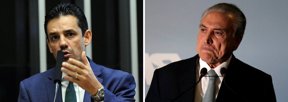 O grupo dos "cabeças pretas" do PSDB, formado pelos deputados mais jovens e liderado por Daniel Coelho (PSDB-PE), fechou posição e vai votar a favor da denúncia contra Michel Temer, que será implicado em corrupção, organização criminosa, obstrução judicial e lavagem de dinheiro; a denúncia deve ser enviada à Câmara no fim de junho (Foto: Leonardo Attuch) O grupo dos "cabeças pretas" do PSDB, formado pelos deputados mais jovens e liderado por Daniel Coelho (PSDB-PE), fechou posição e vai votar a favor da denúncia contra Michel Temer, que será implicado em corrupção, organização criminosa, obstrução judicial e lavagem de dinheiro; a denúncia deve ser enviada à Câmara no fim de junho