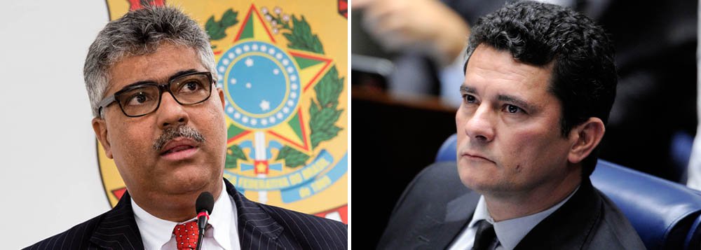 Depois da Secretaria de Segurança Pública e Administração Penitenciária do governo do Paraná, a Polícia Federal pediu ao juiz Sergio Moro que adie o interrogatório do ex-presidente Lula que está agendado para o dia 3 de maio; no documento, o superintendente da PF no Paraná, delegado Rosalvo Ferreira Franco, diz que precisa solicitar "mais tempo para realizar as tratativas com os órgãos de segurança e de inteligência para audiência que será realizada" (Foto: Gisele Federicce) Depois da Secretaria de Segurança Pública e Administração Penitenciária do governo do Paraná, a Polícia Federal pediu ao juiz Sergio Moro que adie o interrogatório do ex-presidente Lula que está agendado para o dia 3 de maio; no documento, o superintendente da PF no Paraná, delegado Rosalvo Ferreira Franco, diz que precisa solicitar "mais tempo para realizar as tratativas com os órgãos de segurança e de inteligência para audiência que será realizada"