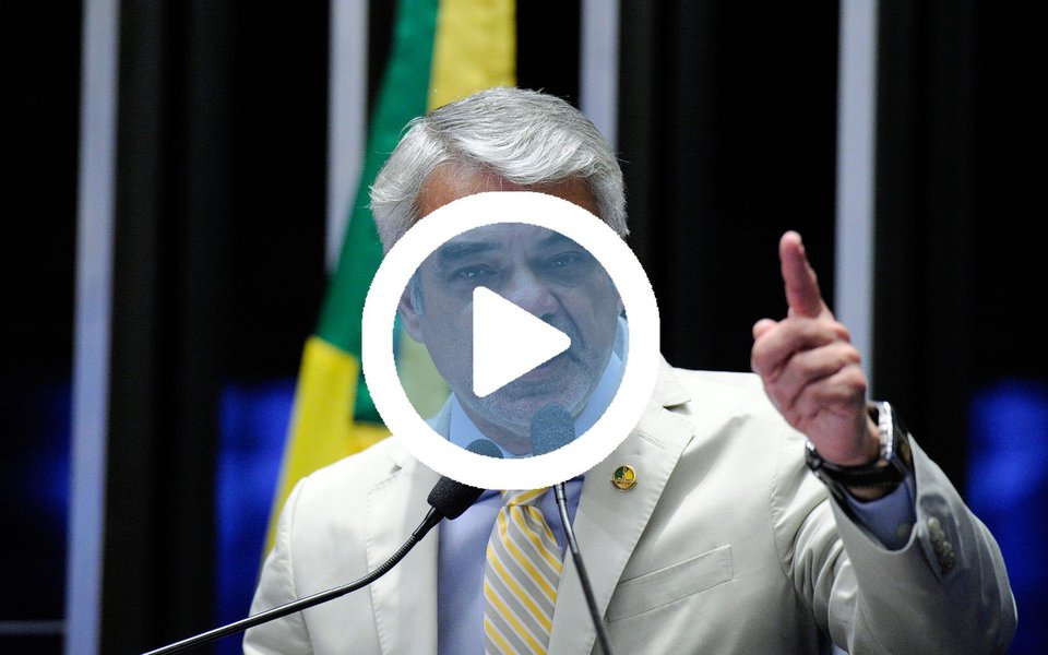 Depois de cortar 20% dos estabelecimentos particulares credenciados no programa Farmácia Popular, o governo Michel Temer (PMDB) pretende fechar quase 400 unidades próprias financiadas pela União, denuncia o líder da oposição no Senado, Humberto Costa (PT-PE); segundo ele, o desmonte promovido pelo governo Temer já resultou no encerramento das atividades de mais de 6,3 mil pontos de farmácia popular em todo o país; "Um programa que chegou a atender quase 10 milhões de pessoas por mês está sendo completamente destruído por um governo que dá as costas à população mais pobre e a entrega aos próprios infortúnios", destacou o parlamentar (Foto: Paulo Emílio) Depois de cortar 20% dos estabelecimentos particulares credenciados no programa Farmácia Popular, o governo Michel Temer (PMDB) pretende fechar quase 400 unidades próprias financiadas pela União, denuncia o líder da oposição no Senado, Humberto Costa (PT-PE); segundo ele, o desmonte promovido pelo governo Temer já resultou no encerramento das atividades de mais de 6,3 mil pontos de farmácia popular em todo o país; "Um programa que chegou a atender quase 10 milhões de pessoas por mês está sendo completamente destruído por um governo que dá as costas à população mais pobre e a entrega aos próprios infortúnios", destacou o parlamentar