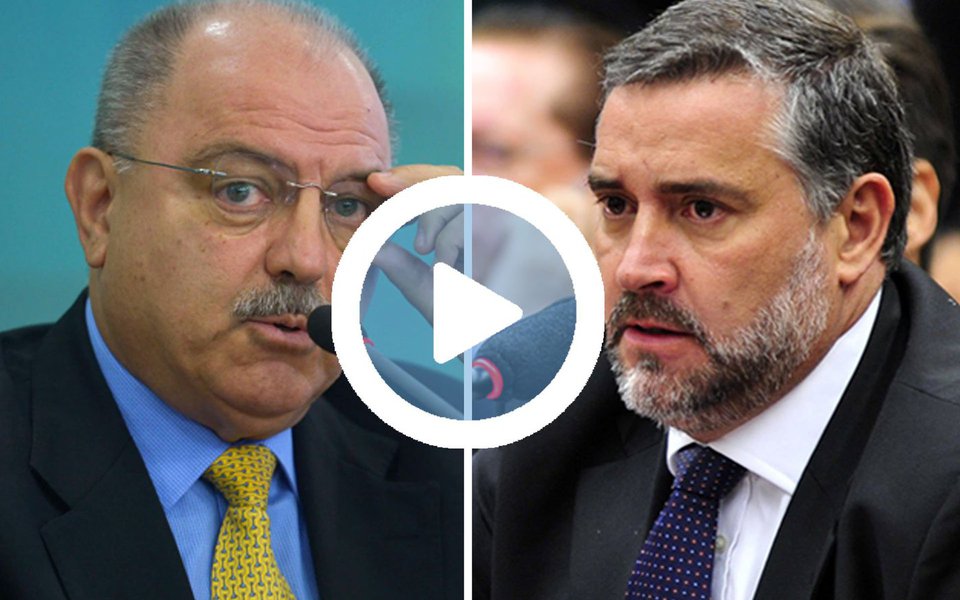 O deputado Paulo Pimenta (PT-RS) anuncia que ele e os deputados Wadih Damous (PT-RJ) e Chico D'Angelo (PT-RJ) vão convocar ao Congresso o general Sérgio Etchegoyen, ministro-chefe do GSI, para dar explicações sobre o que é o plano do governo Temer para monitorar as redes sociais; "Ora, isso tem nome. Isso é espionagem institucional", diz Pimenta em vídeo para o site Nocaute (Foto: Gisele Federicce) O deputado Paulo Pimenta (PT-RS) anuncia que ele e os deputados Wadih Damous (PT-RJ) e Chico D'Angelo (PT-RJ) vão convocar ao Congresso o general Sérgio Etchegoyen, ministro-chefe do GSI, para dar explicações sobre o que é o plano do governo Temer para monitorar as redes sociais; "Ora, isso tem nome. Isso é espionagem institucional", diz Pimenta em vídeo para o site Nocaute