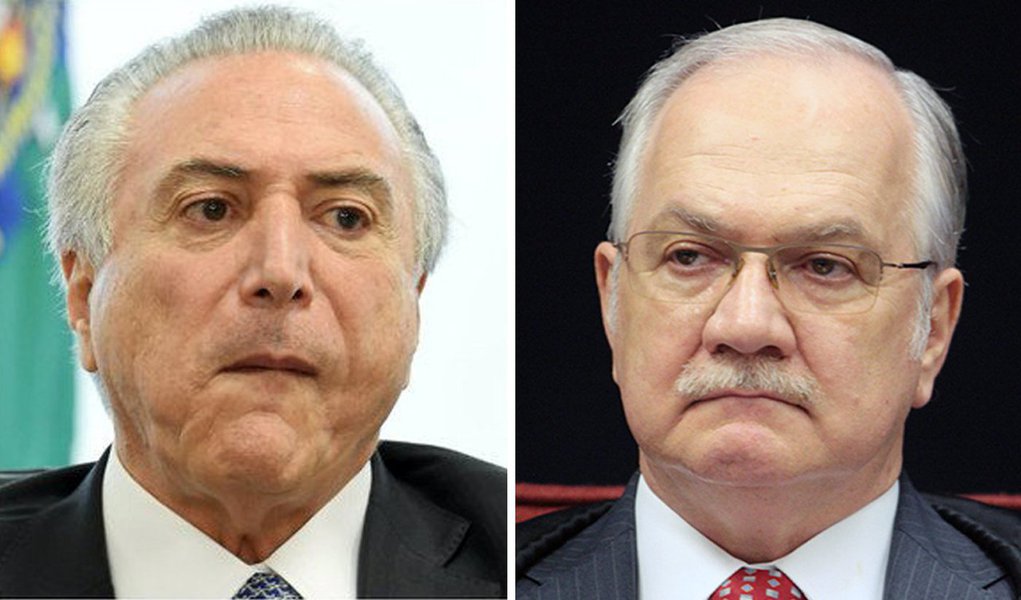 Michel Temer apresentou um habeas corpus ao Supremo Tribunal Federal contra as decisões do ministro Luiz Edson Fachin, relator da Lava Jato na Corte; o teor do documento não está disponível no site do STF, apenas a informação de quem será o relator: Luís Roberto Barroso; um dia depois de negar com veemência sua renúncia, o peemedebista, que é formalmente investigado e está atolado em denúncias de corrupção, tenta sobreviver no Planalto contra a vontade de 92% dos brasileiros que o querem fora do poder (Foto: Gisele Federicce) Michel Temer apresentou um habeas corpus ao Supremo Tribunal Federal contra as decisões do ministro Luiz Edson Fachin, relator da Lava Jato na Corte; o teor do documento não está disponível no site do STF, apenas a informação de quem será o relator: Luís Roberto Barroso; um dia depois de negar com veemência sua renúncia, o peemedebista, que é formalmente investigado e está atolado em denúncias de corrupção, tenta sobreviver no Planalto contra a vontade de 92% dos brasileiros que o querem fora do poder
