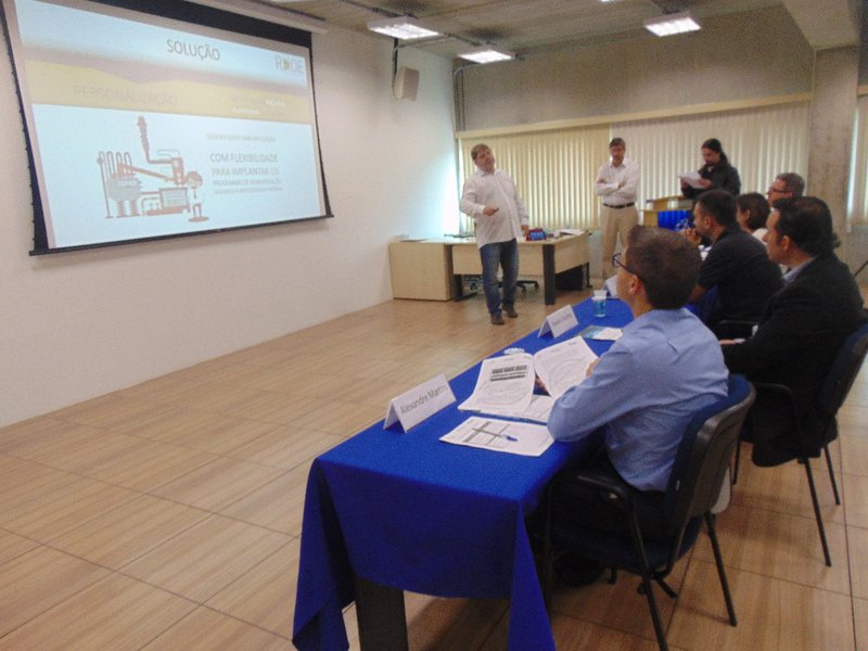 Nove das 15 startups inscritas no primeiro edital de seleção do ano do Parque Tecnológico de Sorocaba (SP) foram escolhidas para ingressar na Hubiz, incubadora do PTS; o principal objetivo de um Parque Tecnológico é a geração de empresas de base tecnológica e alta competitividade, que geram empregos qualificados e retorno de impostos para a sociedade; de acordo com o diretor de inovação do PTS, Rodrigo Mendes, para cada R$ 1 real investido na incubadora, só as empresas graduadas devolvem R$ 10,00 para a prefeitura (Foto: Leonardo Lucena) Nove das 15 startups inscritas no primeiro edital de seleção do ano do Parque Tecnológico de Sorocaba (SP) foram escolhidas para ingressar na Hubiz, incubadora do PTS; o principal objetivo de um Parque Tecnológico é a geração de empresas de base tecnológica e alta competitividade, que geram empregos qualificados e retorno de impostos para a sociedade; de acordo com o diretor de inovação do PTS, Rodrigo Mendes, para cada R$ 1 real investido na incubadora, só as empresas graduadas devolvem R$ 10,00 para a prefeitura