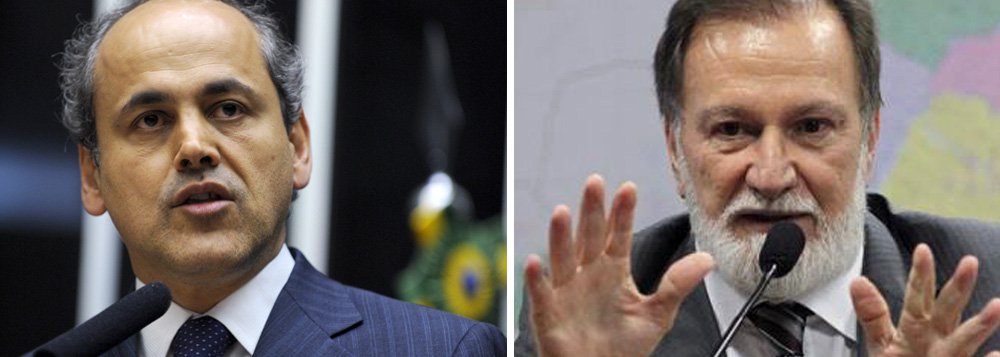 O ex-prefeito de Curitiba Gustavo Fruet é o mais novo reforço na caminhada de Osmar Dias ao Palácio Iguaçu; ainda indefinidos quanto à questão partidária (ambos estudam convite do Phodemos), Osmar e Fruet foram vistos juntos no município de Quitandinha, região metropolitana de Curitiba, onde o ex-prefeito cria numa chácara os “carneiros afrodisíacos” (Foto: Leonardo Lucena) O ex-prefeito de Curitiba Gustavo Fruet é o mais novo reforço na caminhada de Osmar Dias ao Palácio Iguaçu; ainda indefinidos quanto à questão partidária (ambos estudam convite do Phodemos), Osmar e Fruet foram vistos juntos no município de Quitandinha, região metropolitana de Curitiba, onde o ex-prefeito cria numa chácara os “carneiros afrodisíacos”