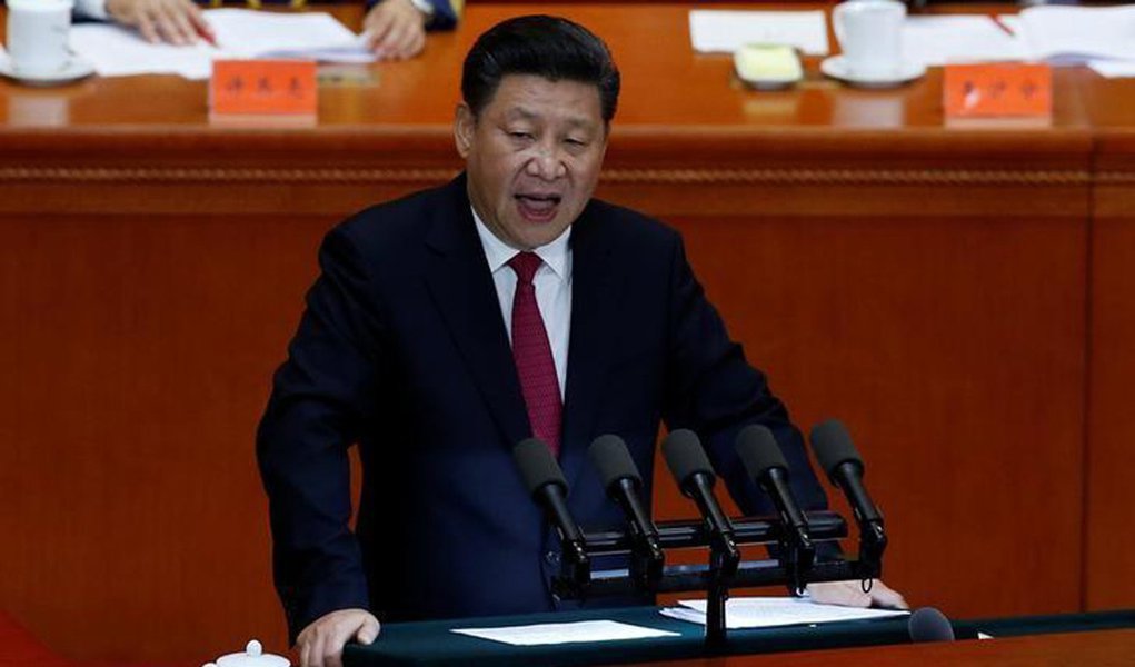 No dia 18 de outubro, quando da abertura do 19º Congresso do Partido Comunista da China (PCCh), Xi Jinping fez um discurso histórico que despertou a atenção mundial; principal dirigente chinês apresentou um minucioso balanço dos êxitos e desafios da experiência chinesa e projetou um futuro grandioso para a China e a humanidade; artigo do site Resistência (Foto: Aquiles Lins) No dia 18 de outubro, quando da abertura do 19º Congresso do Partido Comunista da China (PCCh), Xi Jinping fez um discurso histórico que despertou a atenção mundial; principal dirigente chinês apresentou um minucioso balanço dos êxitos e desafios da experiência chinesa e projetou um futuro grandioso para a China e a humanidade; artigo do site Resistência