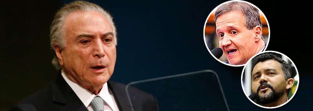 Com a segunda denúncia da Procuradoria da República nos seus calcanhares, o presidente Michel Temer reabriu as portas do Palácio para os parlamentares; de 2ª feira (25) a 6ª feira (29), o peemedebista recebeu 43 deputados, entre eles os deputados federais pelo Maranhão Aluísio Mendes (Pode) e Cléber Verde (PRB), que votaram a favor do arquivamento da primeira denúncia (Foto: Voney Malta) Com a segunda denúncia da Procuradoria da República nos seus calcanhares, o presidente Michel Temer reabriu as portas do Palácio para os parlamentares; de 2ª feira (25) a 6ª feira (29), o peemedebista recebeu 43 deputados, entre eles os deputados federais pelo Maranhão Aluísio Mendes (Pode) e Cléber Verde (PRB), que votaram a favor do arquivamento da primeira denúncia