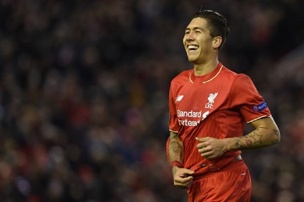 O atacante brasileiro do Liverpool, Roberto Firmino, foi multado em 20.000 libras e está proibido de dirigir por um ano depois que se declarou culpado da acusação de dirigir embriagado; advogado de Firmino disse à Corte de Magistrados de Liverpool que a casa da família do brasileiro foi invadida por ladrões no dia anterior em que ele foi parado pela polícia enquanto dirigia seu Range Rover às 3h da madrugada na véspera de Nata (Foto: José Barbacena) O atacante brasileiro do Liverpool, Roberto Firmino, foi multado em 20.000 libras e está proibido de dirigir por um ano depois que se declarou culpado da acusação de dirigir embriagado; advogado de Firmino disse à Corte de Magistrados de Liverpool que a casa da família do brasileiro foi invadida por ladrões no dia anterior em que ele foi parado pela polícia enquanto dirigia seu Range Rover às 3h da madrugada na véspera de Nata