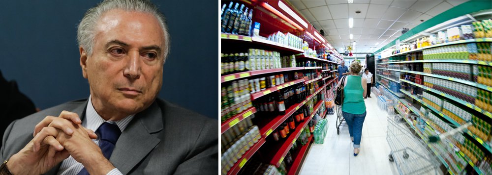 Puxada pela alta dos preços, a maior do país, em Belo Horizonte (MG), a inflação - medida pelo Índice de Preços ao Consumidor Semanal (IPC-S) - fechou a última semana de janeiro com variação de 0,69%, 0,06 ponto percentual acima da taxa divulgada na semana anterior; segundo dados da pesquisa, divulgada hoje (2) pelo Instituto Brasileiro de Economia da Fundação Getulio Vargas (Ibre-FGV), em cinco das sete capitais pesquisadas houve alta de preços entre uma semana e outra; Recife teve a segunda maior alta do país, com inflação de 0,82%, seguida por São Paulo (0,75%); Rio de Janeiro (0,72%) e Brasília (0,57%) (Foto: Paulo Emílio) Puxada pela alta dos preços, a maior do país, em Belo Horizonte (MG), a inflação - medida pelo Índice de Preços ao Consumidor Semanal (IPC-S) - fechou a última semana de janeiro com variação de 0,69%, 0,06 ponto percentual acima da taxa divulgada na semana anterior; segundo dados da pesquisa, divulgada hoje (2) pelo Instituto Brasileiro de Economia da Fundação Getulio Vargas (Ibre-FGV), em cinco das sete capitais pesquisadas houve alta de preços entre uma semana e outra; Recife teve a segunda maior alta do país, com inflação de 0,82%, seguida por São Paulo (0,75%); Rio de Janeiro (0,72%) e Brasília (0,57%)