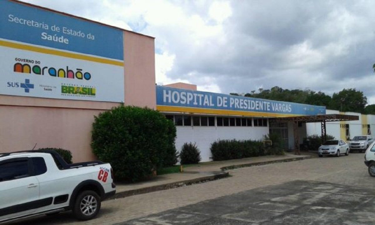O Governo do Maranhão divulgou Nota Oficial esclarecendo denúncia publicada ontem (25) no jornal O Estado de São Paulo, sobre desvio de verba em vários hospitais públicos de São Luís. Na nota, o Governo do Estado esclarece que as denúncias se referem a fatos acontecidos no governo passado e critica a matéria. "Infelizmente, o texto omite a relevantíssima informação de que os supostos fatos narrados ocorreram no governo passado e não no atual" (Foto: Fatima 247) O Governo do Maranhão divulgou Nota Oficial esclarecendo denúncia publicada ontem (25) no jornal O Estado de São Paulo, sobre desvio de verba em vários hospitais públicos de São Luís. Na nota, o Governo do Estado esclarece que as denúncias se referem a fatos acontecidos no governo passado e critica a matéria. "Infelizmente, o texto omite a relevantíssima informação de que os supostos fatos narrados ocorreram no governo passado e não no atual"