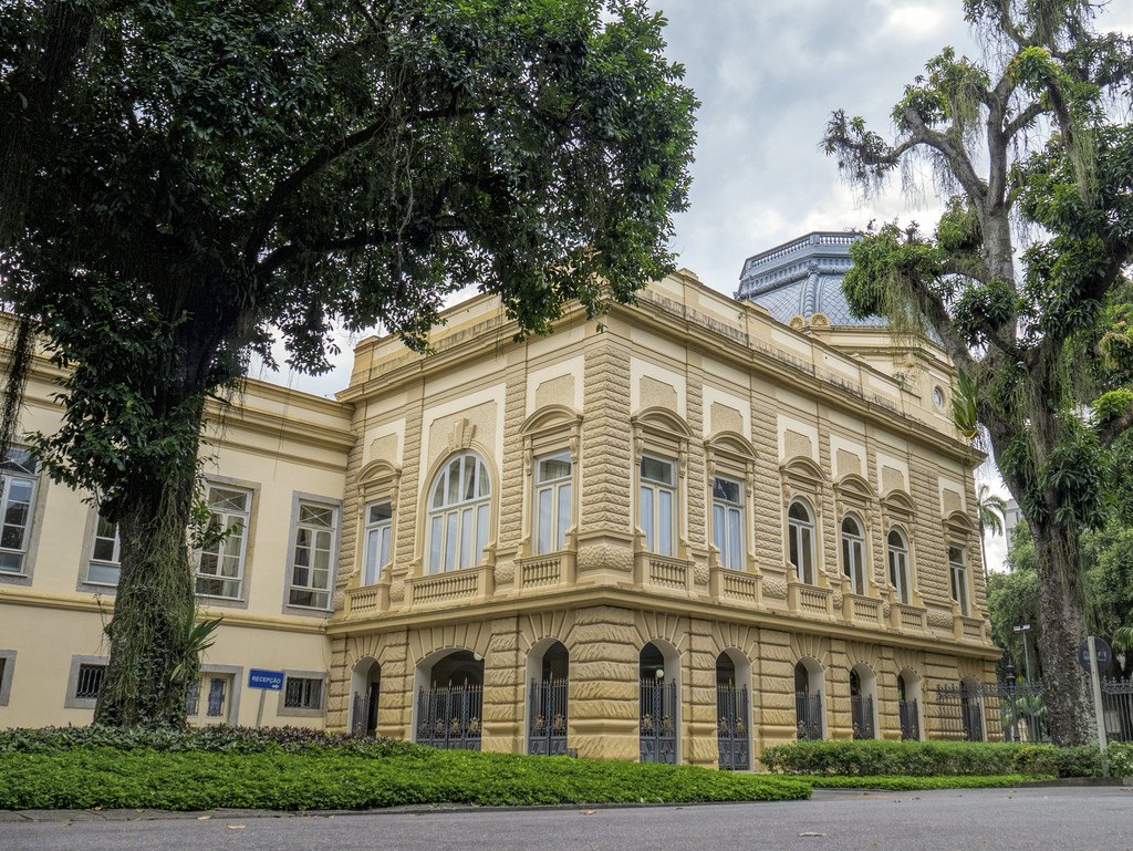 A seis dias de fevereiro, vários funcionários públicos estaduais não sabem quando irão receber os salários de dezembro e o 13º E dez mil pensionistas da área de segurança pública deveriam ter recebido na quarta-feira passada (18), mas ficaram uma semana esperando pelo dinheiro. Para piorar a situação, o governo estadual admitiu que não havia depositado os benefícios; depois informou que o problema já havia sido corrigido e que os benefícios foram depositados (Foto: Leonardo Lucena) A seis dias de fevereiro, vários funcionários públicos estaduais não sabem quando irão receber os salários de dezembro e o 13º E dez mil pensionistas da área de segurança pública deveriam ter recebido na quarta-feira passada (18), mas ficaram uma semana esperando pelo dinheiro. Para piorar a situação, o governo estadual admitiu que não havia depositado os benefícios; depois informou que o problema já havia sido corrigido e que os benefícios foram depositados