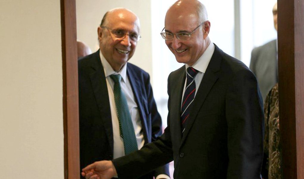 Para o jornalista Fernando Brito, do Tijolaço, uma eventual nomeação de Yves Gandra Filho para substituir Teori Zavascki no Supremo Tribunal Federal visa garantir os "retrocessos pretendidos por Michel Temer nas reformas trabalhista e previdenciária"; "E um juiz, necessariamente, tem de ser um homem do seu tempo, sob pena de, em nome da técnica jurídica, reproduzir o que ficou também para muito atrás no tempo em outro tipo de relações humanas: as do trabalho", afirma (Foto: Aquiles Lins) Para o jornalista Fernando Brito, do Tijolaço, uma eventual nomeação de Yves Gandra Filho para substituir Teori Zavascki no Supremo Tribunal Federal visa garantir os "retrocessos pretendidos por Michel Temer nas reformas trabalhista e previdenciária"; "E um juiz, necessariamente, tem de ser um homem do seu tempo, sob pena de, em nome da técnica jurídica, reproduzir o que ficou também para muito atrás no tempo em outro tipo de relações humanas: as do trabalho", afirma