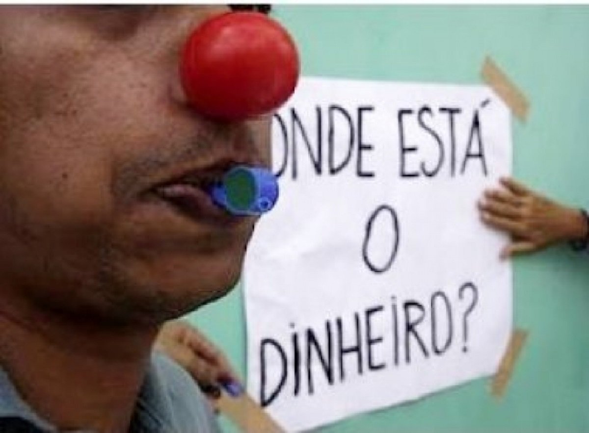 Subiu para 29 o número de cidades cearenses que estão com os salários de dezembro dos servidores públicos municipais em abertoinformações da Federação dos Trabalhadores no Serviço Público Municipal do Estado do Ceará (Fetamce). Há ainda cinco cidades que não quitaram completamente o 13º salário dos trabalhadores (Foto: Fatima 247) Subiu para 29 o número de cidades cearenses que estão com os salários de dezembro dos servidores públicos municipais em abertoinformações da Federação dos Trabalhadores no Serviço Público Municipal do Estado do Ceará (Fetamce). Há ainda cinco cidades que não quitaram completamente o 13º salário dos trabalhadores
