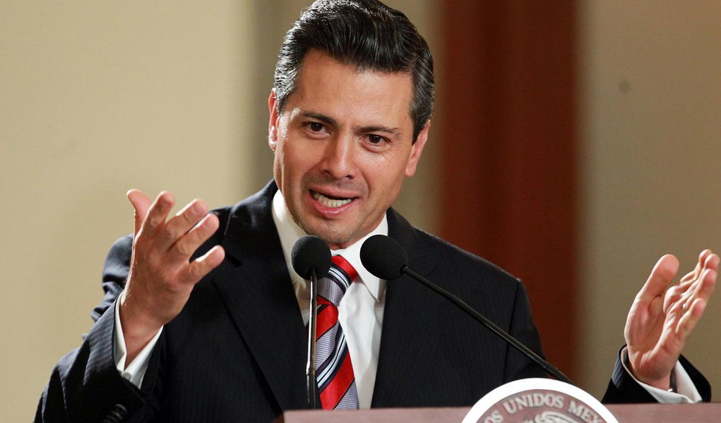 Governo mexicano declarou que não pagará a conta do muro, que cobrirá 3.200 km de fronteira., cujo custo pode chegar a US$ 12 bilhões, de acordo com cálculos do presidente eleito dos Estados Unidos, Donald Trump; presidente mexicano, Enrique Peña Nieto, reafirmou que o México não pagará pelo muro,; "É evidente que temos algumas diferenças com o próximo governo dos Estados Unidos" mas, ainda assim, o governo mexicano trabalhará "para ter uma boa relação com os Estados Unidos e seu presidente", disse Peña Nieto (Foto: Paulo Emílio) Governo mexicano declarou que não pagará a conta do muro, que cobrirá 3.200 km de fronteira., cujo custo pode chegar a US$ 12 bilhões, de acordo com cálculos do presidente eleito dos Estados Unidos, Donald Trump; presidente mexicano, Enrique Peña Nieto, reafirmou que o México não pagará pelo muro,; "É evidente que temos algumas diferenças com o próximo governo dos Estados Unidos" mas, ainda assim, o governo mexicano trabalhará "para ter uma boa relação com os Estados Unidos e seu presidente", disse Peña Nieto