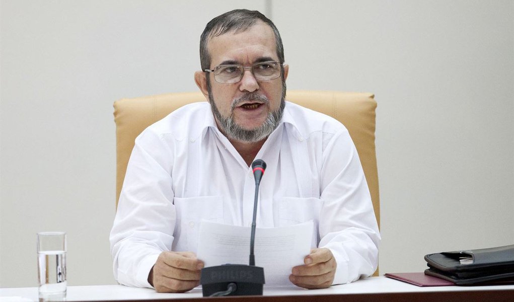 Em entrevista exclusiva ao jornalista e escritor Fernando Morais, para os sites Nocaute e Opera Mundi , em Havana, Timochenko fala sobre o futuro da Colômbia, referendo, Trump e Brasil (Foto: Gisele Federicce) Em entrevista exclusiva ao jornalista e escritor Fernando Morais, para os sites Nocaute e Opera Mundi , em Havana, Timochenko fala sobre o futuro da Colômbia, referendo, Trump e Brasil