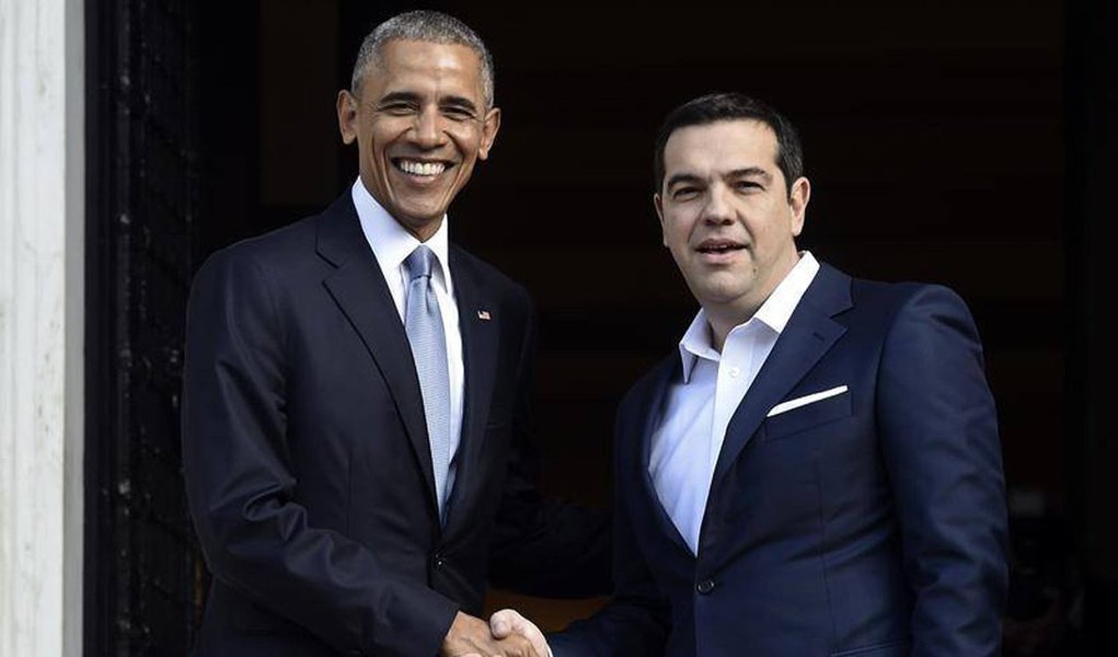 Grécia não tem condições de suportar mais austeridade após sete anos de recessão e requer alívio da dívida "substancial", disse nesta terça-feira, 15, o primeiro-ministro, Alexis Tsipras, após se reunir com o presidente dos Estados Unidos, Barack Obama; Atenas espera que Obama ajude a persuadir seus credores internacionais para reestruturar sua dívida, a maior da zona do euro (Foto: Aquiles Lins) Grécia não tem condições de suportar mais austeridade após sete anos de recessão e requer alívio da dívida "substancial", disse nesta terça-feira, 15, o primeiro-ministro, Alexis Tsipras, após se reunir com o presidente dos Estados Unidos, Barack Obama; Atenas espera que Obama ajude a persuadir seus credores internacionais para reestruturar sua dívida, a maior da zona do euro