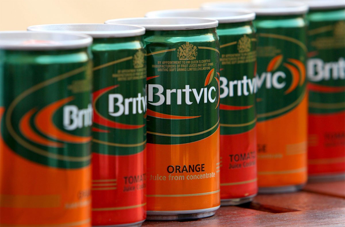 A Britvic, fabricante britânica de refrigerantes e dona da Maguary, anunciou nesta terça-feira a compra da empresa brasileira de alimentos Bela Ischa; com valor de R$ 218 milhões, a aquisição faz parte de ampla estratégia de expansão internacional; o portfólio da Bela Ischa conta com sucos prontos e concentrados, e tem presença forte no Rio de Janeiro e em Minas Gerais; o lucro da empresa antes de juros, impostos, depreciação e amortização foi de R$ 18,5 milhões em 2016 (Foto: Romulo Faro) A Britvic, fabricante britânica de refrigerantes e dona da Maguary, anunciou nesta terça-feira a compra da empresa brasileira de alimentos Bela Ischa; com valor de R$ 218 milhões, a aquisição faz parte de ampla estratégia de expansão internacional; o portfólio da Bela Ischa conta com sucos prontos e concentrados, e tem presença forte no Rio de Janeiro e em Minas Gerais; o lucro da empresa antes de juros, impostos, depreciação e amortização foi de R$ 18,5 milhões em 2016