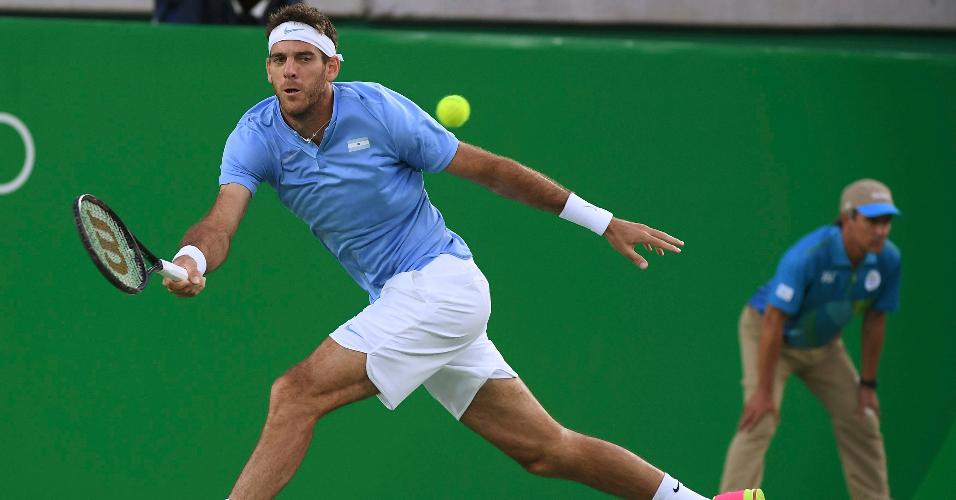 O tenista argentino Juan Martin del Potro não irá ao Aberto da Austrália no próximo mês e, possivelmente, perderá a primeira rodada do seu país contra a Itália na Copa Davis devido a lesões; nos últimos três anos, o ex-campeão do Aberto dos Estados Unidos vem sofrendo com lesões nos punhos e, após um impressionante retorno em 2016, disse querer evitar quaisquer contratempos (Foto: José Barbacena) O tenista argentino Juan Martin del Potro não irá ao Aberto da Austrália no próximo mês e, possivelmente, perderá a primeira rodada do seu país contra a Itália na Copa Davis devido a lesões; nos últimos três anos, o ex-campeão do Aberto dos Estados Unidos vem sofrendo com lesões nos punhos e, após um impressionante retorno em 2016, disse querer evitar quaisquer contratempos