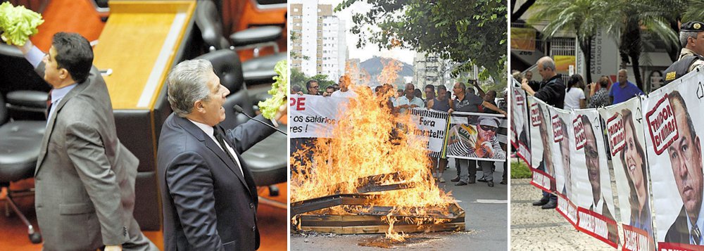 Parlamentares e movimentos de oposição ao governador protestaram contra a leitura do parecer do deputado Rogério Correia (PT), da Comissão de Constituição e Justiça, que defende que a ALMG não autorize a abertura da ação penal contra Fernando Pimentel (PT); a reunião teve continuidade após a PM ser acionada para esvaziar as galerias, e o parecer finalmente foi lido (Foto: Gisele Federicce) Parlamentares e movimentos de oposição ao governador protestaram contra a leitura do parecer do deputado Rogério Correia (PT), da Comissão de Constituição e Justiça, que defende que a ALMG não autorize a abertura da ação penal contra Fernando Pimentel (PT); a reunião teve continuidade após a PM ser acionada para esvaziar as galerias, e o parecer finalmente foi lido