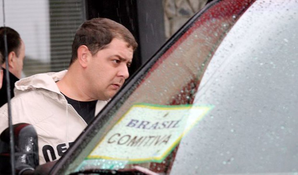 Um relatório da Polícia federal sinaliza que um dos filhos do ex-presidente Luiz Inácio Lula da Silva deverá se tornar o novo alvo de suas investidas. Segundo o documento, anexado na Lava Jato, os principais financiadores da empresa Gamecorp, que pertence a Fábio Luís Lula da Silva, injetaram na firma ao menos R$ 103 milhões; a cervejaria Petrópolis e empresas ligadas à Oi seriam os principais remetentes desses recursos (Foto: Giuliana Miranda) Um relatório da Polícia federal sinaliza que um dos filhos do ex-presidente Luiz Inácio Lula da Silva deverá se tornar o novo alvo de suas investidas. Segundo o documento, anexado na Lava Jato, os principais financiadores da empresa Gamecorp, que pertence a Fábio Luís Lula da Silva, injetaram na firma ao menos R$ 103 milhões; a cervejaria Petrópolis e empresas ligadas à Oi seriam os principais remetentes desses recursos
