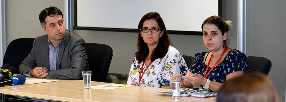 A Secretaria de Estado de Saúde de Minas Gerais (SES-MG) confirmou que está investigando 23 casos suspeitos de febre hemorrágica aguda; destes casos, 16 tiveram respostas laboratoriais positivas para febre amarela e os outros seguem em investigação; dos 23 casos, 14 evoluíram para o óbito e estão sendo investigadas as causas dessas mortes; cerca de 15 municípios das regiões de Teófilo Otoni, Coronel Fabriciano, Manhumirim e Governador Valadares estão em alerta devido a esses casos (Foto: Leonardo Lucena) A Secretaria de Estado de Saúde de Minas Gerais (SES-MG) confirmou que está investigando 23 casos suspeitos de febre hemorrágica aguda; destes casos, 16 tiveram respostas laboratoriais positivas para febre amarela e os outros seguem em investigação; dos 23 casos, 14 evoluíram para o óbito e estão sendo investigadas as causas dessas mortes; cerca de 15 municípios das regiões de Teófilo Otoni, Coronel Fabriciano, Manhumirim e Governador Valadares estão em alerta devido a esses casos