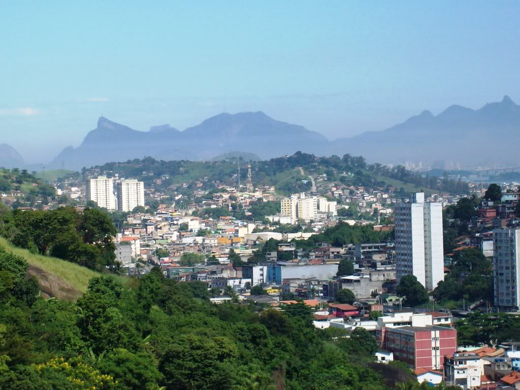 As prefeituras dos municípios de Nova Iguaçu, São Gonçalo (foto) e Mesquita, na região metropolitana do Rio, decretaram calamidade financeira em seus municípios após encontrar problemas nas contas públicas, com salários atrasados de funcionários, corte de energia nas prefeituras e serviços, como coleta de lixo, paralisados por falta de pagamento; a medida vai durar 120 dias; o prazo do decreto pode ser prorrogado por iguais períodos caso a situação se mantenha inalterada (Foto: Leonardo Lucena) As prefeituras dos municípios de Nova Iguaçu, São Gonçalo (foto) e Mesquita, na região metropolitana do Rio, decretaram calamidade financeira em seus municípios após encontrar problemas nas contas públicas, com salários atrasados de funcionários, corte de energia nas prefeituras e serviços, como coleta de lixo, paralisados por falta de pagamento; a medida vai durar 120 dias; o prazo do decreto pode ser prorrogado por iguais períodos caso a situação se mantenha inalterada