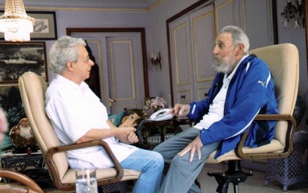 O escritor e teólogo Frei Betto era amigo pessoal de Fidel Castro e esteve com o líder cubano pela última vez em agosto, no aniversário de 90 anos de Fidel; "Fidel é um pouco avô de todos nós que somos da geração de esquerda do século passado, dos anos 1960. E lamentamos muito essa perda. O fato é que ele foi o único que sobreviveu mais de 50 anos ao êxito da própria obra” (Foto: José Barbacena) O escritor e teólogo Frei Betto era amigo pessoal de Fidel Castro e esteve com o líder cubano pela última vez em agosto, no aniversário de 90 anos de Fidel; "Fidel é um pouco avô de todos nós que somos da geração de esquerda do século passado, dos anos 1960. E lamentamos muito essa perda. O fato é que ele foi o único que sobreviveu mais de 50 anos ao êxito da própria obra”