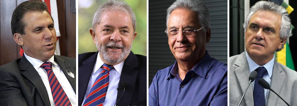 A entrevista de Luiz Marinho, ex-prefeito de São Bernardo do Campo, nesta segunda-feira explicita a posição do ex-presidente Luiz Inácio Lula da Silva, que defende um pacto político por novas eleições presidenciais em 2017; à direita, o senador Ronaldo Caiado (DEM-GO) também prega diretas já; a peça que ainda não se moveu no tabuleiro é do ex-presidente Fernando Henrique Cardoso, que articulou o golpe, imaginando que a transição para 2018 seria bem-sucedida; a "pinguela", no entanto, já caiu e o PSDB corre o risco de morrer abraçado a Temer se não se mover pela volta da democracia o quanto antes (Foto: Leonardo Attuch) A entrevista de Luiz Marinho, ex-prefeito de São Bernardo do Campo, nesta segunda-feira explicita a posição do ex-presidente Luiz Inácio Lula da Silva, que defende um pacto político por novas eleições presidenciais em 2017; à direita, o senador Ronaldo Caiado (DEM-GO) também prega diretas já; a peça que ainda não se moveu no tabuleiro é do ex-presidente Fernando Henrique Cardoso, que articulou o golpe, imaginando que a transição para 2018 seria bem-sucedida; a "pinguela", no entanto, já caiu e o PSDB corre o risco de morrer abraçado a Temer se não se mover pela volta da democracia o quanto antes