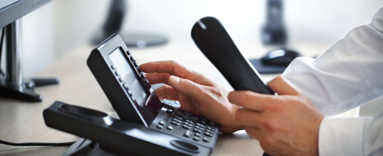 A Agência Nacional de Telecomunicações (Anatel) decidiu prorrogar até 30 de junho de 2017 o prazo para a realização de alterações nos contratos de telefonia fixa, em um contexto em que as mudanças legais que implantam o regime de autorização no serviço, como opção ao de concessão, foram aprovadas pelo Congresso, mas ainda não foram sancionadas devido a questionamentos da oposição na Justiça; o prazo anterior para a assinatura dos contratos era 28 de fevereiro (Foto: Romulo Faro) A Agência Nacional de Telecomunicações (Anatel) decidiu prorrogar até 30 de junho de 2017 o prazo para a realização de alterações nos contratos de telefonia fixa, em um contexto em que as mudanças legais que implantam o regime de autorização no serviço, como opção ao de concessão, foram aprovadas pelo Congresso, mas ainda não foram sancionadas devido a questionamentos da oposição na Justiça; o prazo anterior para a assinatura dos contratos era 28 de fevereiro
