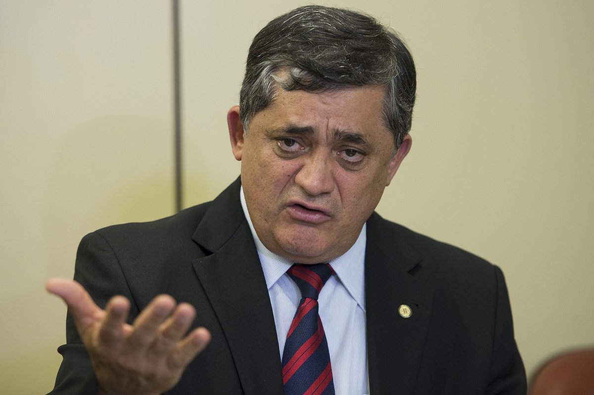 Em função da gravidade da crise hídrica do Ceará, o deputado federal José Guimarães está propondo que o Governo Federal decrete estado de calamidade pública nos estados do Ceará, Pernambuco e Paraíba e retome, imediatamente, a conclusão das obras de transposição do São Francisco (Foto: Fatima 247) Em função da gravidade da crise hídrica do Ceará, o deputado federal José Guimarães está propondo que o Governo Federal decrete estado de calamidade pública nos estados do Ceará, Pernambuco e Paraíba e retome, imediatamente, a conclusão das obras de transposição do São Francisco