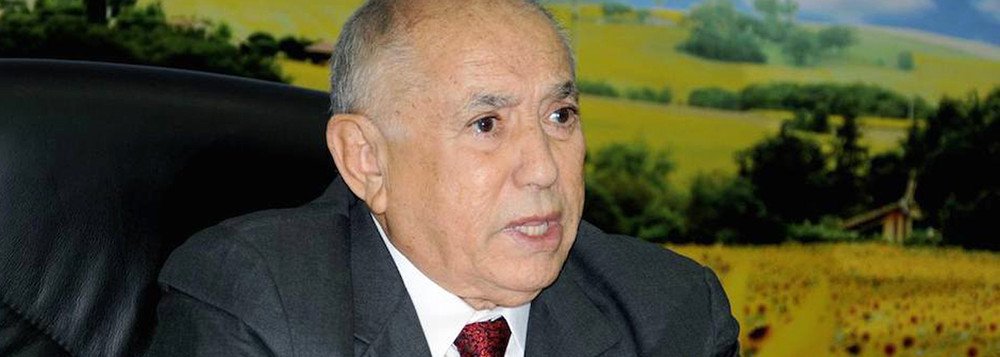 O responsável médico pelo tratamento do ex-governador do Tocantins Siqueira Campos (ex-PSDB e atualmente sem partido) confirmou o diagnóstico de pneumonia; o ex-governador, de 88 anos, foi internado nessa quarta-feira (25) no Hospital Osvaldo Cruz, em Palmas, com febre e desidratação (Foto: Leonardo Lucena) O responsável médico pelo tratamento do ex-governador do Tocantins Siqueira Campos (ex-PSDB e atualmente sem partido) confirmou o diagnóstico de pneumonia; o ex-governador, de 88 anos, foi internado nessa quarta-feira (25) no Hospital Osvaldo Cruz, em Palmas, com febre e desidratação