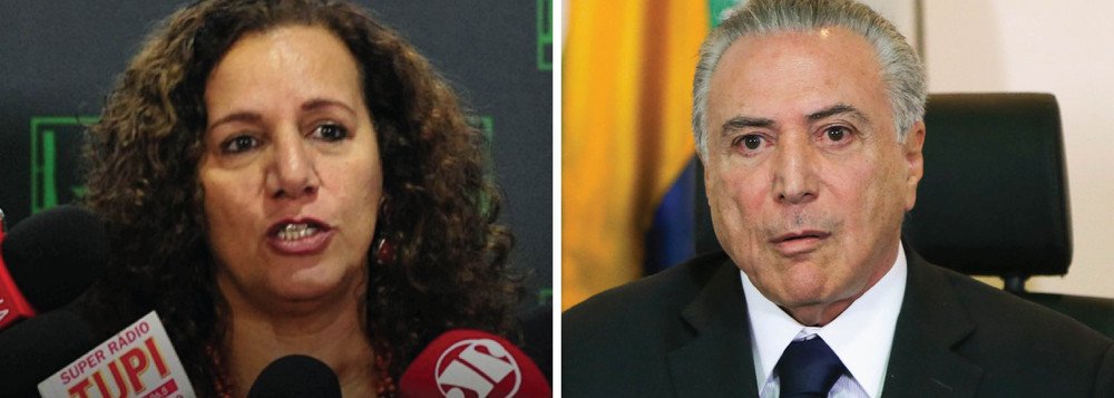 Para a deputada Jandira Feghali (PCdoB-RJ), o governo Michel Temer virou um "conluio de interesses privados"; juntamente com o senador Lindbergh Farias (PT-RJ), ela protocolou dedido de investigação contra o presidente Michel Temer por seu envolvimento no caso Geddel; "O presidente da República é um réu confesso. Ele confessou sua proatividade no sentido de defender os interesses de Geddel Vieira Lima", afirmou; "Se Temer tivesse o mínimo de escrúpulo, deixaria a Presidência e devolveria ao povo o direito de decidir" (Foto: Aquiles Lins) Para a deputada Jandira Feghali (PCdoB-RJ), o governo Michel Temer virou um "conluio de interesses privados"; juntamente com o senador Lindbergh Farias (PT-RJ), ela protocolou dedido de investigação contra o presidente Michel Temer por seu envolvimento no caso Geddel; "O presidente da República é um réu confesso. Ele confessou sua proatividade no sentido de defender os interesses de Geddel Vieira Lima", afirmou; "Se Temer tivesse o mínimo de escrúpulo, deixaria a Presidência e devolveria ao povo o direito de decidir"