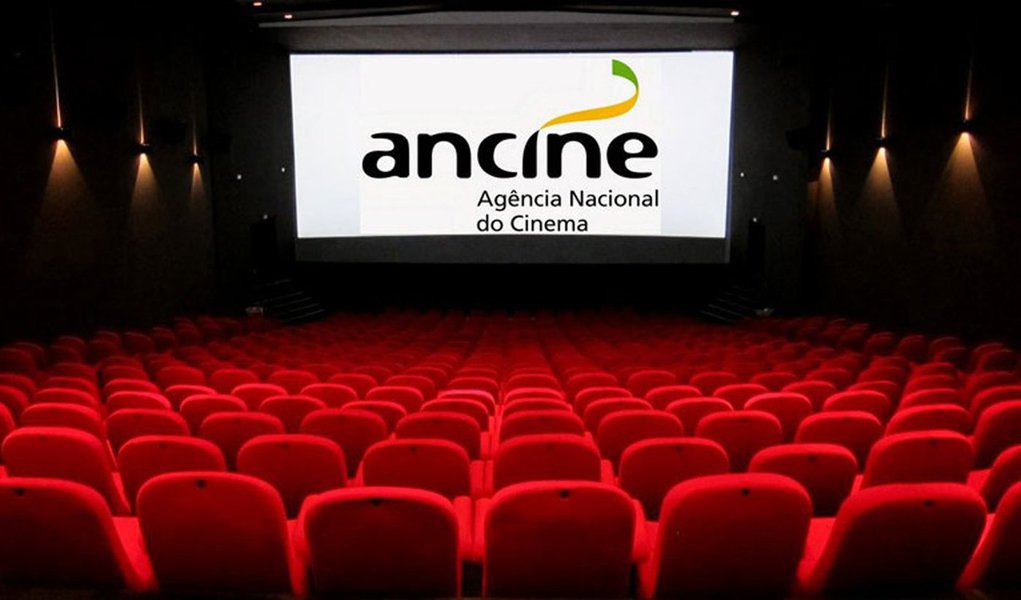 A Agência Nacional do Cinema (Ancine), em parceria com o Banco Regional de Desenvolvimento do Extremo Sul (BRDE), lançou nesta terça (27) a quarta edição da chamada pública Prodav 05/2016; de acordo com a agência, serão R$ 10 milhões do Fundo Setorial do Audiovisual (FSA), que serão investidos no desenvolvimento de 70 projetos de obras audiovisuais seriadas e não seriadas de longa-metragem e de formatos de obra audiovisual
(Foto: Valter Lima) A Agência Nacional do Cinema (Ancine), em parceria com o Banco Regional de Desenvolvimento do Extremo Sul (BRDE), lançou nesta terça (27) a quarta edição da chamada pública Prodav 05/2016; de acordo com a agência, serão R$ 10 milhões do Fundo Setorial do Audiovisual (FSA), que serão investidos no desenvolvimento de 70 projetos de obras audiovisuais seriadas e não seriadas de longa-metragem e de formatos de obra audiovisual