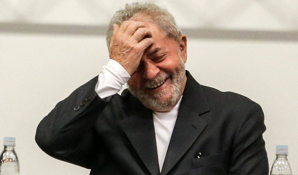 As testemunhas Augusto Mendonça, Dalton Avancini, Eduardo Leite, Delcidio do Amaral, Pedro Corrêa, Paulo Roberto Costa, Nestor Cerveró, Pedro Barusco, Alberto Youssef, Fernando Soares e Milton Paskowich não fizeram qualquer afirmação que confirme a tese do MPF de que o ex-presidente Lula fosse chefe de organização criminosa na Petrobras ou que tivesse recebido qualquer vantagem indevida; para a defesa do ex-presidente, "é possível antever " que o único resultado do processo será a absolvição de Lula e de sua esposa Marisa Letícia (Foto: Aquiles Lins) As testemunhas Augusto Mendonça, Dalton Avancini, Eduardo Leite, Delcidio do Amaral, Pedro Corrêa, Paulo Roberto Costa, Nestor Cerveró, Pedro Barusco, Alberto Youssef, Fernando Soares e Milton Paskowich não fizeram qualquer afirmação que confirme a tese do MPF de que o ex-presidente Lula fosse chefe de organização criminosa na Petrobras ou que tivesse recebido qualquer vantagem indevida; para a defesa do ex-presidente, "é possível antever " que o único resultado do processo será a absolvição de Lula e de sua esposa Marisa Letícia