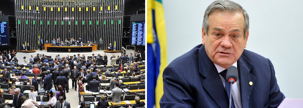 Os deputados federais alagoanos deverão votar não apenas a favor do pacote de dez medidas contra a corrupção – proposto pelo Ministério Público Federal -, mas também em uma emenda que pune o abuso de autoridade; para Ronaldo Lessa (PDT), coordenador da bancada, quando um juiz é pego cometendo crimes a aposentadoria compulsória sai como uma "premiação"; "Precisamos responsabilizar estes membros. Ou só existe corrupção e crime no Poder Legislativo? Lógico que não! Não é um ato em retaliação! Cometeu crime? Que pague!", diz Lessa (Foto: Voney Malta) Os deputados federais alagoanos deverão votar não apenas a favor do pacote de dez medidas contra a corrupção – proposto pelo Ministério Público Federal -, mas também em uma emenda que pune o abuso de autoridade; para Ronaldo Lessa (PDT), coordenador da bancada, quando um juiz é pego cometendo crimes a aposentadoria compulsória sai como uma "premiação"; "Precisamos responsabilizar estes membros. Ou só existe corrupção e crime no Poder Legislativo? Lógico que não! Não é um ato em retaliação! Cometeu crime? Que pague!", diz Lessa
