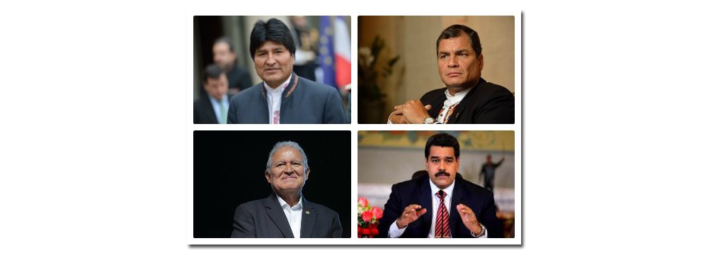 Vários chefes de Estado de países da América Latina divulgaram mensagens de profunda tristeza e solidariedade ao povo cubano pela morte do líder Fidel Castro; Evo Morales, presidente da Bolívia, disse ter recebido a notícia da morte de um "gigante da humanidade" com "profunda dor"; Rafael Correa, presidente do Equador, lamentou dizendo que se "se foi um grande. Morreu Fidel. Viva Cuba! Viva a América Latina", enquanto o presidente do México, Enrique Peña Nieto, chamou Fidel de "figura emblemática do século 20" (Foto: Aquiles Lins) Vários chefes de Estado de países da América Latina divulgaram mensagens de profunda tristeza e solidariedade ao povo cubano pela morte do líder Fidel Castro; Evo Morales, presidente da Bolívia, disse ter recebido a notícia da morte de um "gigante da humanidade" com "profunda dor"; Rafael Correa, presidente do Equador, lamentou dizendo que se "se foi um grande. Morreu Fidel. Viva Cuba! Viva a América Latina", enquanto o presidente do México, Enrique Peña Nieto, chamou Fidel de "figura emblemática do século 20"