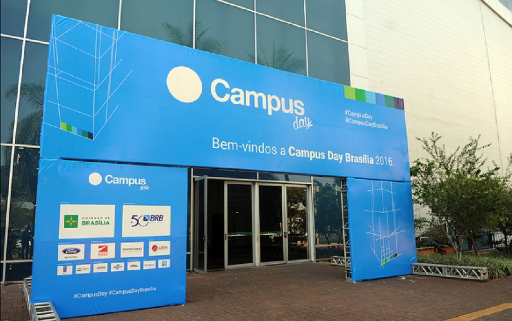 O Campus Day Brasília começa neste sábado, a partir das 14 horas, com o objetivo de iniciar os debates sobre tecnologia e empreendedorismo para a Campus Party, de 26 a 30 de julho de 2017; encontro ocorrerá no Centro de Convenções Ulysses Guimarães; serão 21 palestras ao longo do dia, além de apresentações paralelas no hall de entrada do local, no Palco Experience (Foto: José Barbacena) O Campus Day Brasília começa neste sábado, a partir das 14 horas, com o objetivo de iniciar os debates sobre tecnologia e empreendedorismo para a Campus Party, de 26 a 30 de julho de 2017; encontro ocorrerá no Centro de Convenções Ulysses Guimarães; serão 21 palestras ao longo do dia, além de apresentações paralelas no hall de entrada do local, no Palco Experience