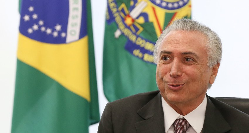 Brasília- DF 16-05-2016 Presidente interino, Michel Temer durante reunião com Centrais Sindicais e Ministros da Fazenda, Henrique Meirelles, do Trabalho, Ronaldo Nogueira e da Casa Civil, Eliseu Padilha Palácio do Planalto Foto Lula Marques/Agência PT (Foto: Elvino Bohn Gass) Brasília- DF 16-05-2016 Presidente interino, Michel Temer durante reunião com Centrais Sindicais e Ministros da Fazenda, Henrique Meirelles, do Trabalho, Ronaldo Nogueira e da Casa Civil, Eliseu Padilha Palácio do Planalto Foto Lula Marques/Agência PT