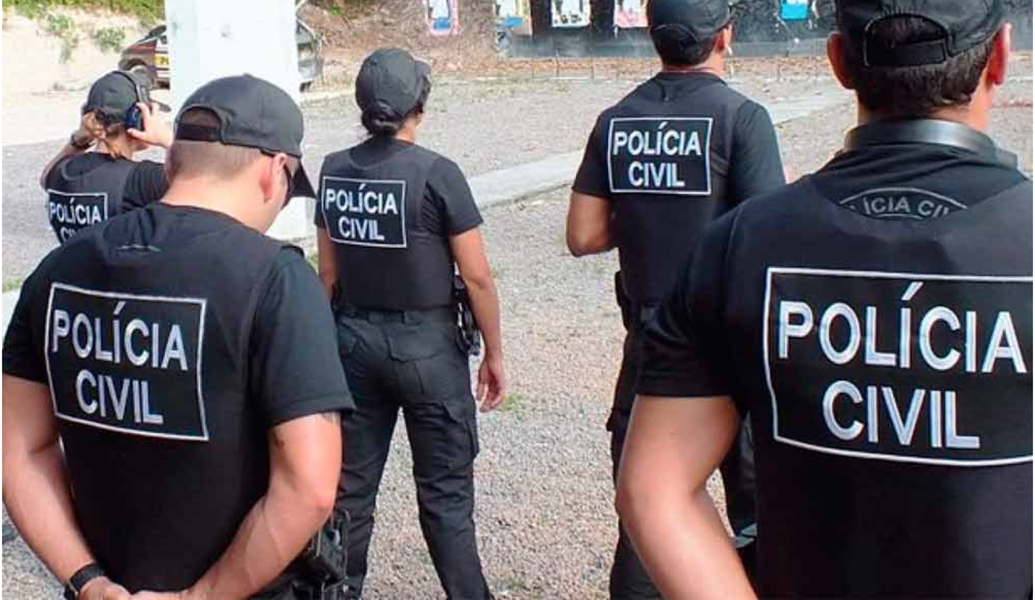 Nesta segunda-feira (5), 255 novos policiais civis serão incorporados aos quadros da corporação em solenidade comandada pelo Governo do Estado. Serão 65 delegados, 105 escrivães e 85 inspetores, que integram o segundo grupo de nomeados. O terceiro grupo será empossado no primeiro trimestre de 2017, o que representará um aumento de 30% no atual efetivo da Polícia Civil (Foto: Rodrigo Rocha) Nesta segunda-feira (5), 255 novos policiais civis serão incorporados aos quadros da corporação em solenidade comandada pelo Governo do Estado. Serão 65 delegados, 105 escrivães e 85 inspetores, que integram o segundo grupo de nomeados. O terceiro grupo será empossado no primeiro trimestre de 2017, o que representará um aumento de 30% no atual efetivo da Polícia Civil