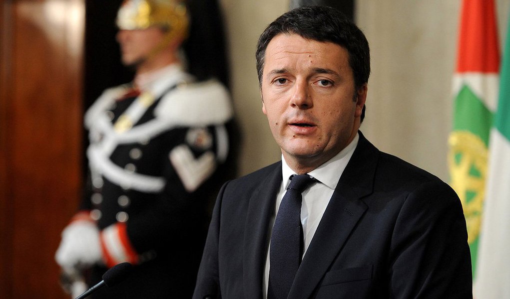 Matteo Renzi parabenizou o novo presidente dos Estados Unidos, Donald Trump, e desejou "bom trabalho" ao novo líder da Casa Branca; próximo de Barack Obama, Renzi fez diversas manifestações públicas a favor da candidata derrotada Hillary Clinton; italiano disse que a eleição do magnata gerou "um fato político novo que, junto com outros, demonstram que nós estamos em uma nova temporada" da política mundial (Foto: Aquiles Lins) Matteo Renzi parabenizou o novo presidente dos Estados Unidos, Donald Trump, e desejou "bom trabalho" ao novo líder da Casa Branca; próximo de Barack Obama, Renzi fez diversas manifestações públicas a favor da candidata derrotada Hillary Clinton; italiano disse que a eleição do magnata gerou "um fato político novo que, junto com outros, demonstram que nós estamos em uma nova temporada" da política mundial