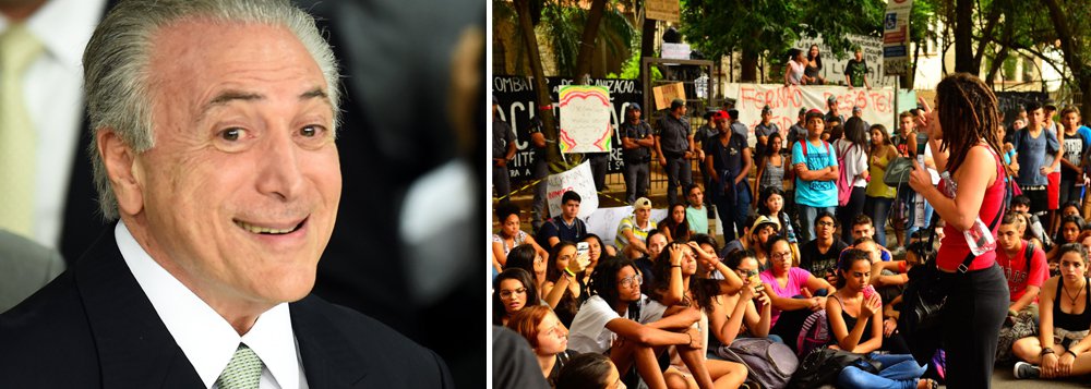 Em editorial publicado neste domingo, a Folha critica Michel Temer por ter provocado estudantes que ocupam escolas, ao dizer que eles não sabem o que é uma PEC; "Se a discussão é eminentemente técnica, cabe intensificar os esforços de debate e esclarecimento. As ironias de Michel Temer vão no sentido contrário, beirando a provocação. Age como se lhe bastasse a satisfação do Congresso e do mercado, prescindindo do apoio do conjunto da população", diz o editorial (Foto: Leonardo Attuch) Em editorial publicado neste domingo, a Folha critica Michel Temer por ter provocado estudantes que ocupam escolas, ao dizer que eles não sabem o que é uma PEC; "Se a discussão é eminentemente técnica, cabe intensificar os esforços de debate e esclarecimento. As ironias de Michel Temer vão no sentido contrário, beirando a provocação. Age como se lhe bastasse a satisfação do Congresso e do mercado, prescindindo do apoio do conjunto da população", diz o editorial